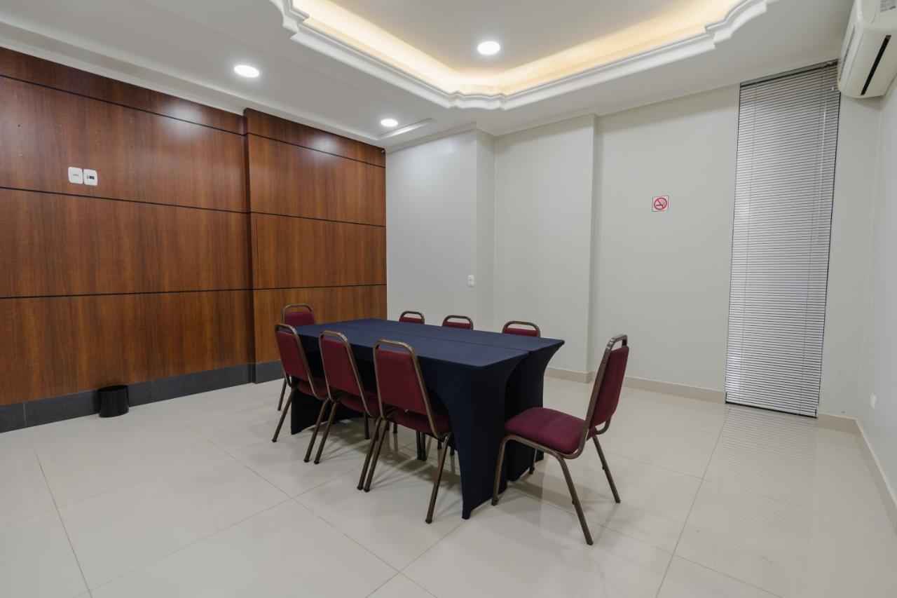 Hotel Caiua Express Умуарама Екстер'єр фото